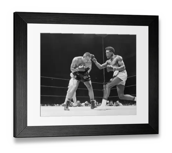 Framed Print : Bob Baker and Tommy Jackson in Boxing Match Framed Print : Bob Baker and Tommy Jackson in Boxing Match