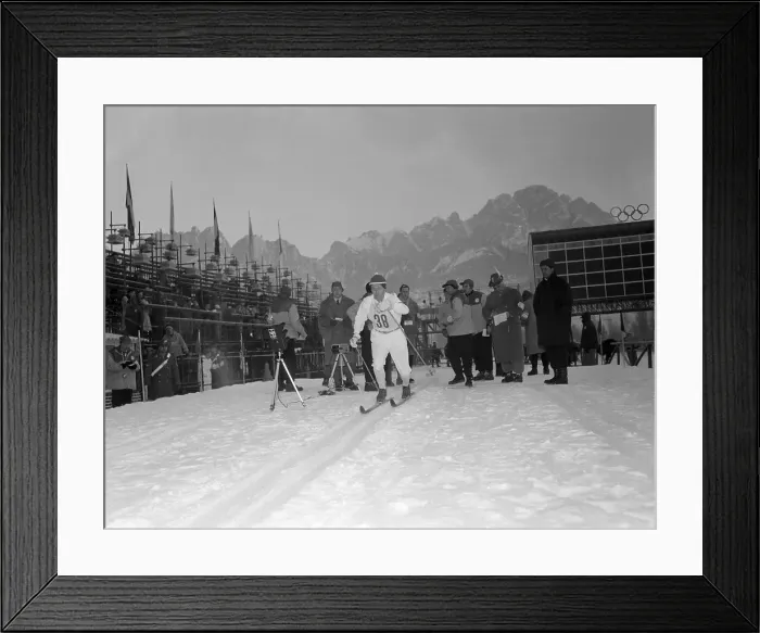 Framed Print : Sixten Jernberg Skiing Framed Print : Sixten Jernberg Skiing