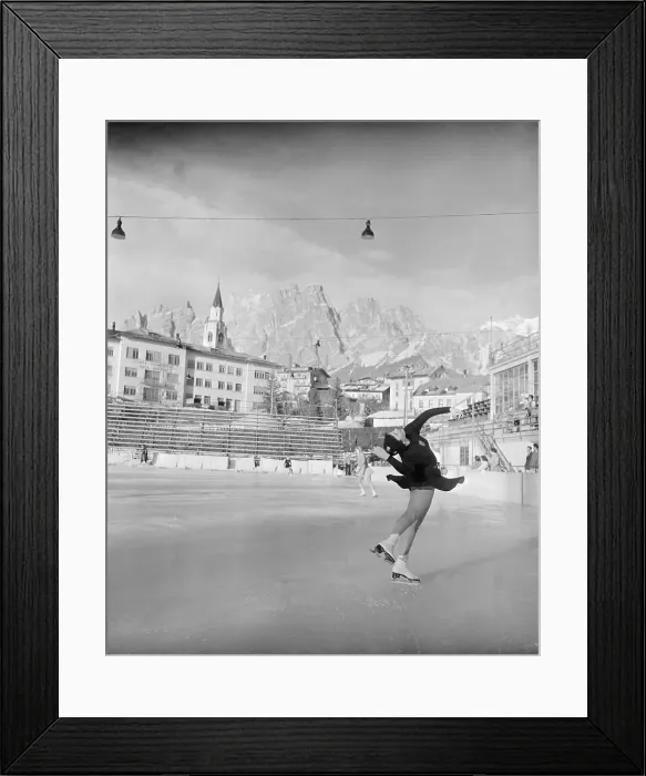 Framed Print : Catherine Machado Skating