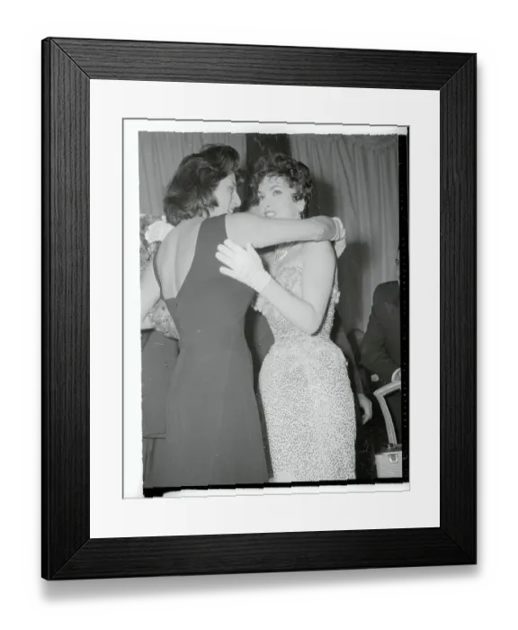 Framed Print : Anna Magnani and Gina Lollobrigida Framed Print : Anna Magnani and Gina Lollobrigida