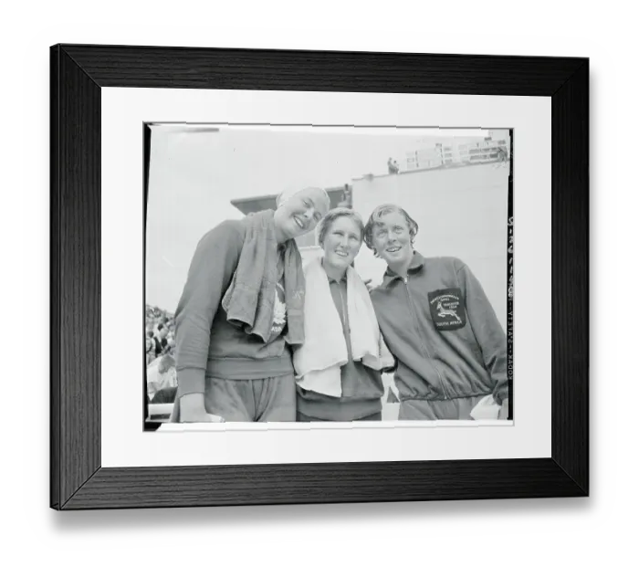 Framed Print : Portrait of Lorraine Crapp Framed Print : Portrait of Lorraine Crapp