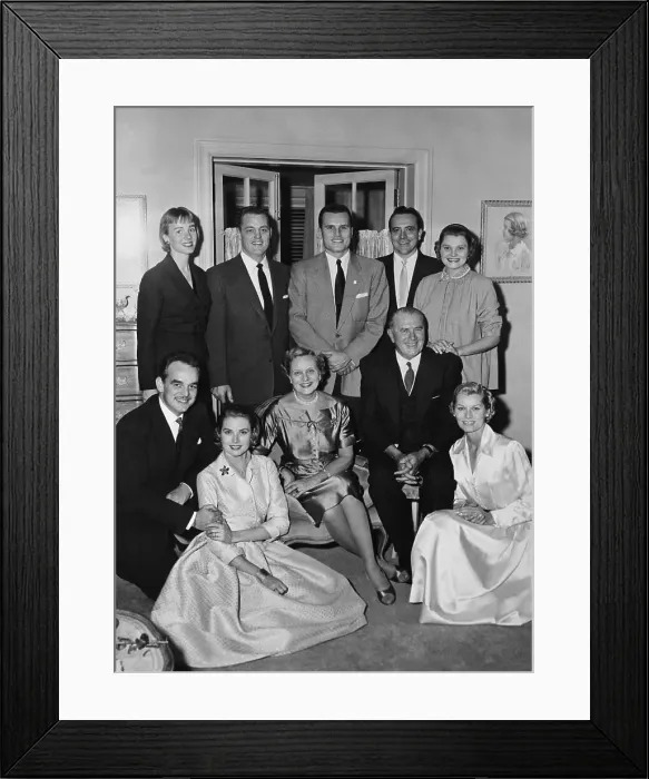 Framed Print : Prince Rainier with Grace Kelly and Family Framed Print : Prince Rainier with Grace Kelly and Family