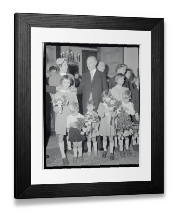 Framed Print : Konrad Adenauer and His Grandchildren with Flowers Framed Print : Konrad Adenauer and His Grandchildren with Flowers