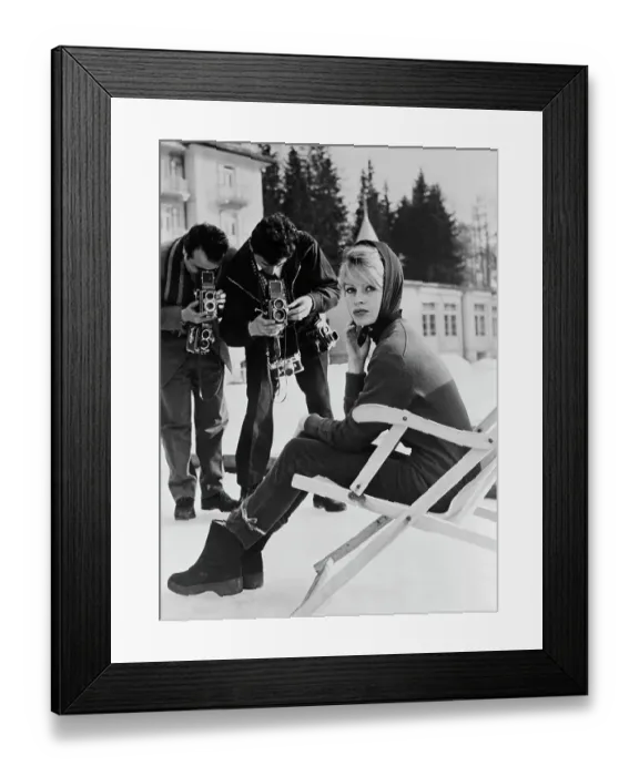 Framed Print : Brigitte Bardot Posing for Photographers Framed Print : Brigitte Bardot Posing for Photographers