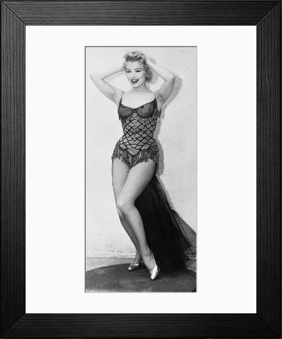 Framed Print : Marilyn Monroe in Fishnet Stockings Framed Print : Marilyn Monroe in Fishnet Stockings