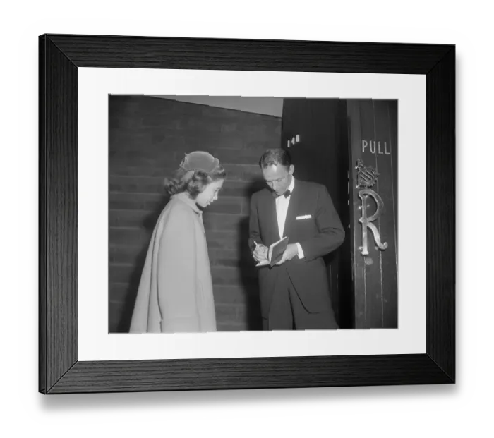 Framed Print : Frank Sinatra Framed Print : Frank Sinatra