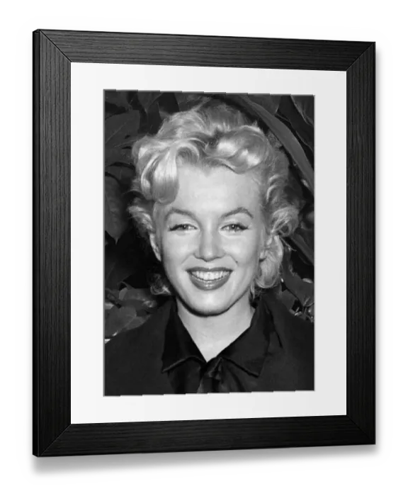 Framed Print : Marilyn Monroe Framed Print : Marilyn Monroe