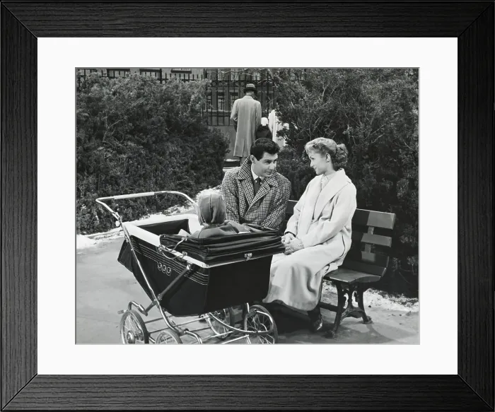 Framed Print : Eddie Fisher, Debbie Reynolds In Movie