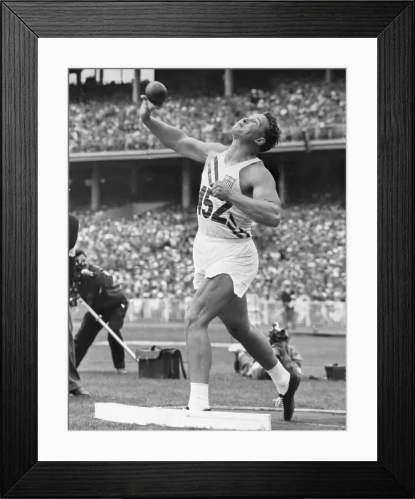Framed Print : Olympic Winner of Shot Put Parry O'Brien Framed Print : Olympic Winner of Shot Put Parry O'Brien