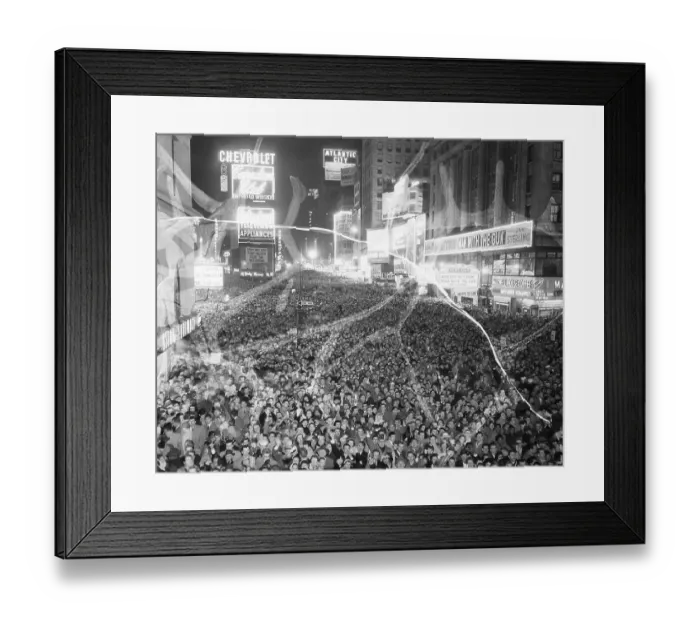 Framed Print : New Years Eve Crowd in Times Square Framed Print : New Years Eve Crowd in Times Square