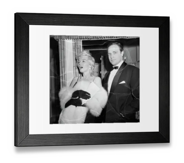 Framed Print : Marlon Brando And Marilyn Monroe Framed Print : Marlon Brando And Marilyn Monroe