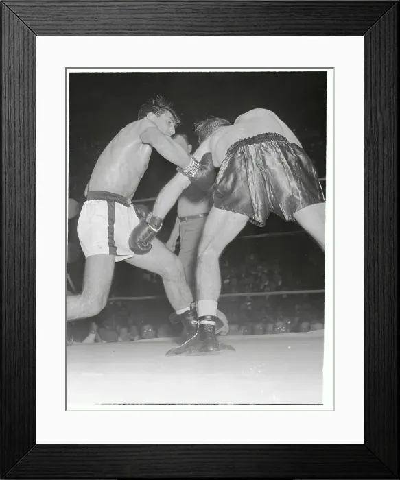Framed Print : Boxing in Action with Eduardo Lausee and Johnny Sullivan