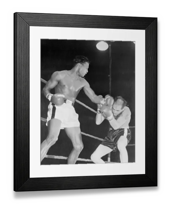Framed Print : Carl Olson Crouching Away From a Punch Framed Print : Carl Olson Crouching Away From a Punch