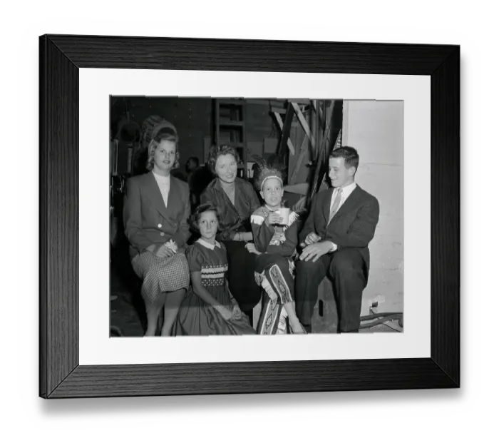 Framed Print : Portrait of Wife and Children of Bob Hope Framed Print : Portrait of Wife and Children of Bob Hope