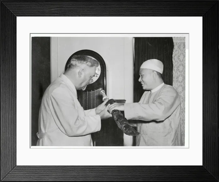 Framed Print : Russian Premier Receiving Gift from Burmese Prime Minister Framed Print : Russian Premier Receiving Gift from Burmese Prime Minister