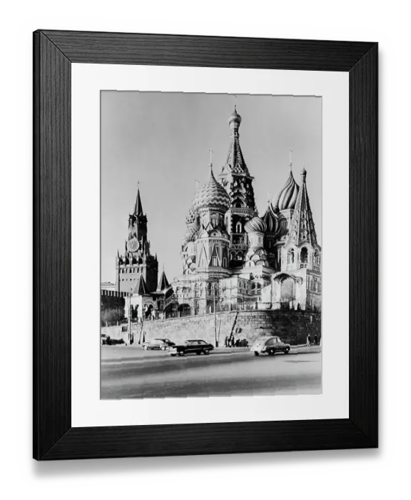 Framed Print : View of St Basils Cathedral Framed Print : View of St Basils Cathedral