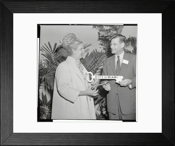 Framed Print : Felisa De Guiter and Randy Christmas Exchanging Keys to Cities Framed Print : Felisa De Guiter and Randy Christmas Exchanging Keys to Cities