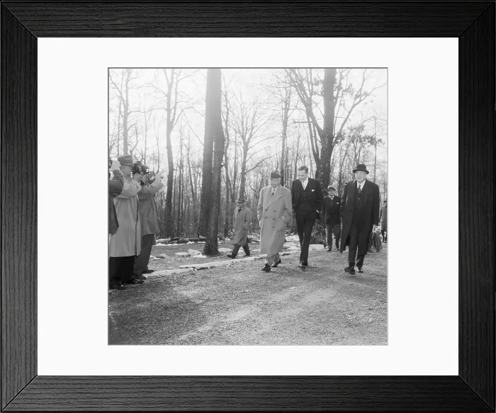 Framed Print : A Stroll At Presidential Retreat Framed Print : A Stroll At Presidential Retreat