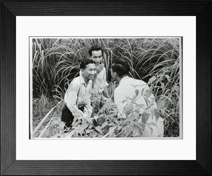 Framed Print : Emissaries of Chin Peng Delivering Message