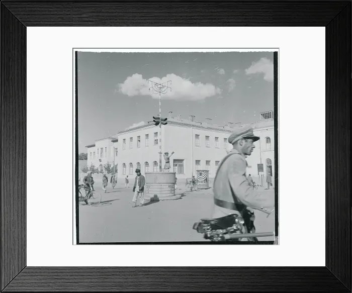 Framed Print : Policeman Directing Traffic Framed Print : Policeman Directing Traffic