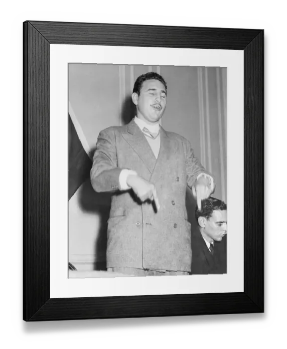 Framed Print : Fidel Castro Gesturing with His Hands Framed Print : Fidel Castro Gesturing with His Hands