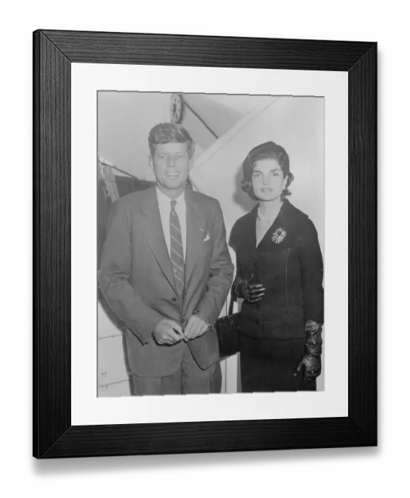 Framed Print : John F Kennedy with Wife Jackie Kennedy Framed Print : John F Kennedy with Wife Jackie Kennedy