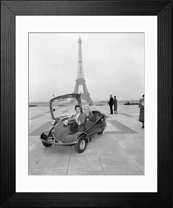 Framed Print : Janet Leigh and Tony Curtis Riding in a Small Car Framed Print : Janet Leigh and Tony Curtis Riding in a Small Car