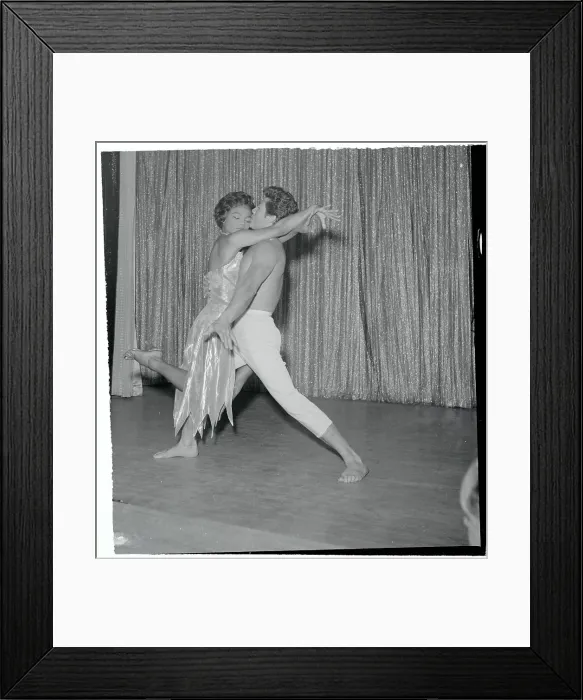 Framed Print : Eartha Kitt Dancing in Las Vegas Framed Print : Eartha Kitt Dancing in Las Vegas