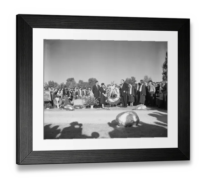Framed Print : Aunt with Wreath by James Dean Headstone Framed Print : Aunt with Wreath by James Dean Headstone