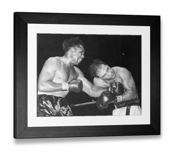 Framed Print : R.Marciano Bent After Punch / Archie Moore Framed Print : R.Marciano Bent After Punch / Archie Moore