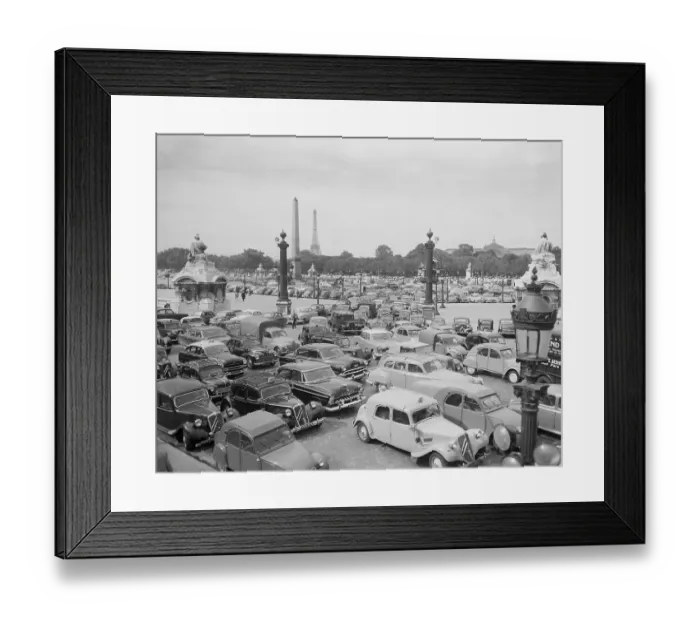 Framed Print : Traffic Jam in Place de la Concorde, Paris Framed Print : Traffic Jam in Place de la Concorde, Paris