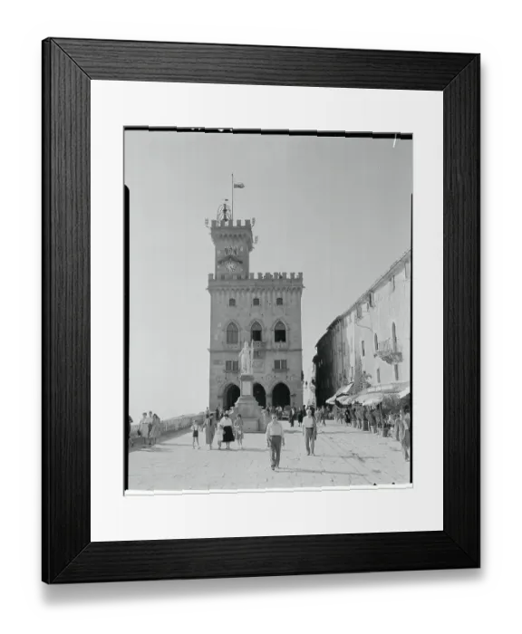 Framed Print : Government Palace Framed Print : Government Palace