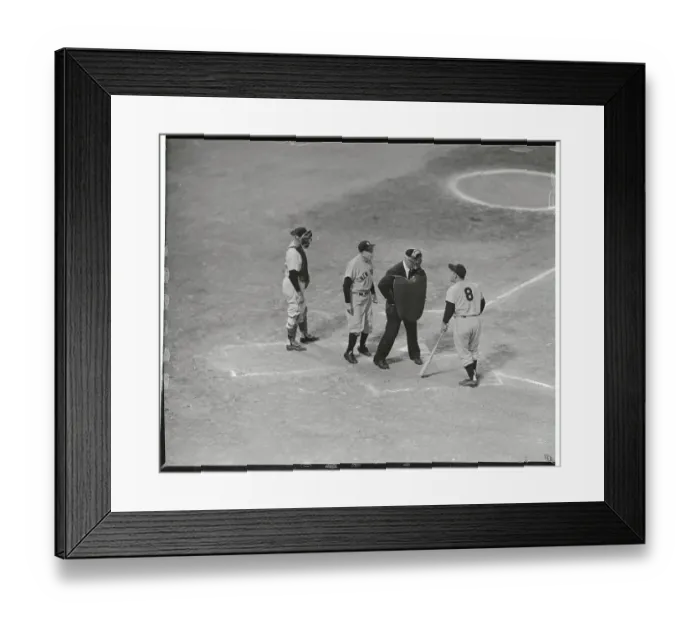 Framed Print : Yogi Berra Arguing with Umpire