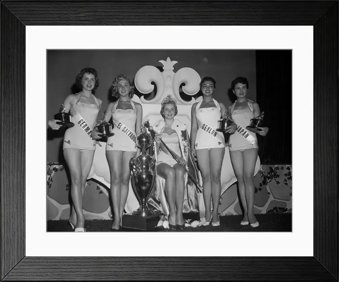 Framed Print : Miss Universe Posing with Runners Up