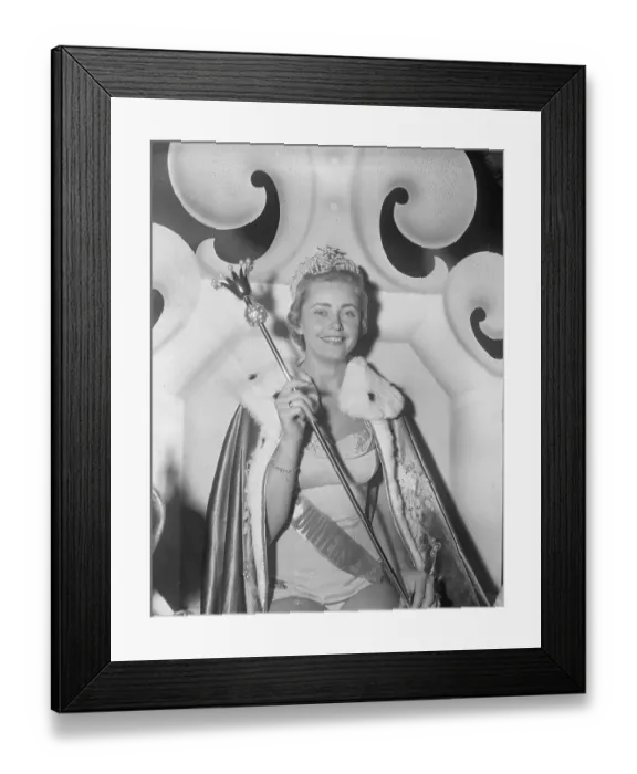 Framed Print : Portrait of Hillevi Rombin