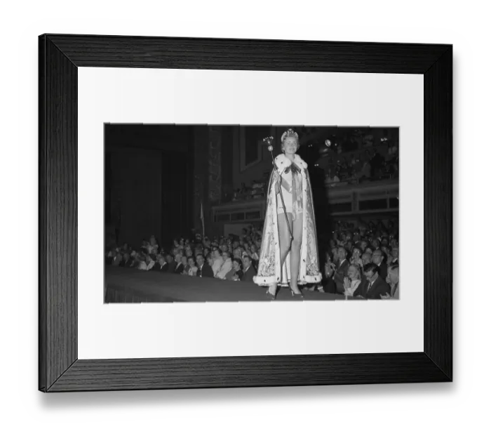 Framed Print : Hellevi Rombin, Miss Universe 1955 Framed Print : Hellevi Rombin, Miss Universe 1955