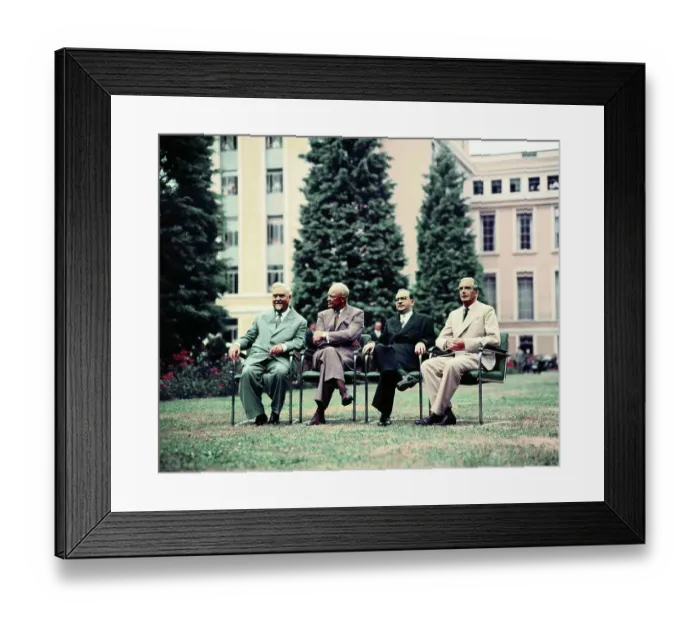 Framed Print : Government Heads Meeting Together Framed Print : Government Heads Meeting Together