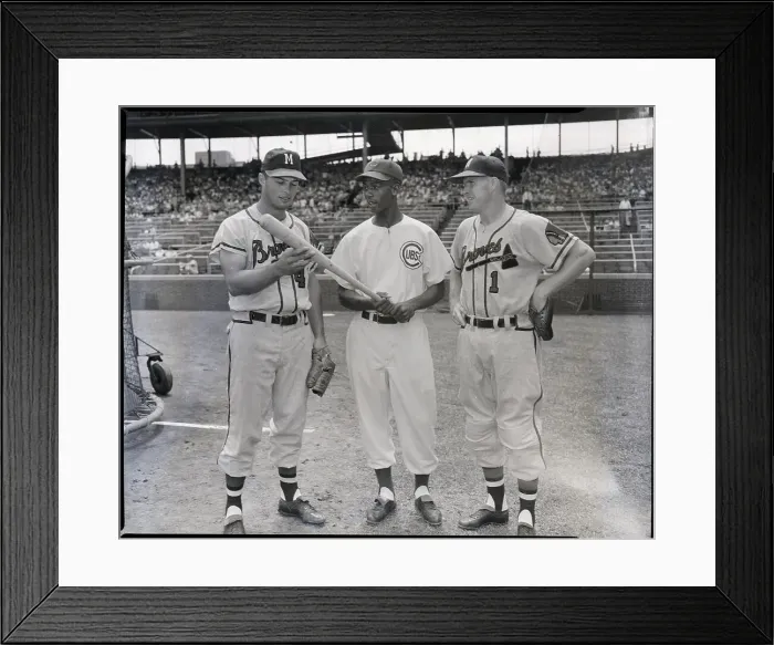 Framed Print : Ernie Banks Talking With Braves Players