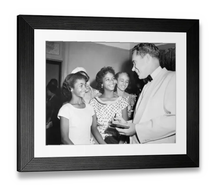 Framed Print : Richard Nixon Signing Autographs Framed Print : Richard Nixon Signing Autographs