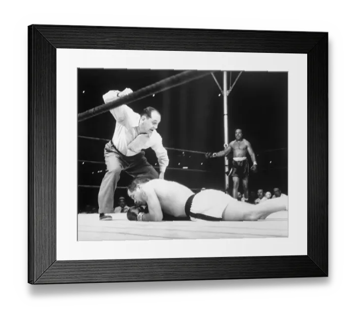 Framed Print : Referee Counting Carl Olson Knocked Out
