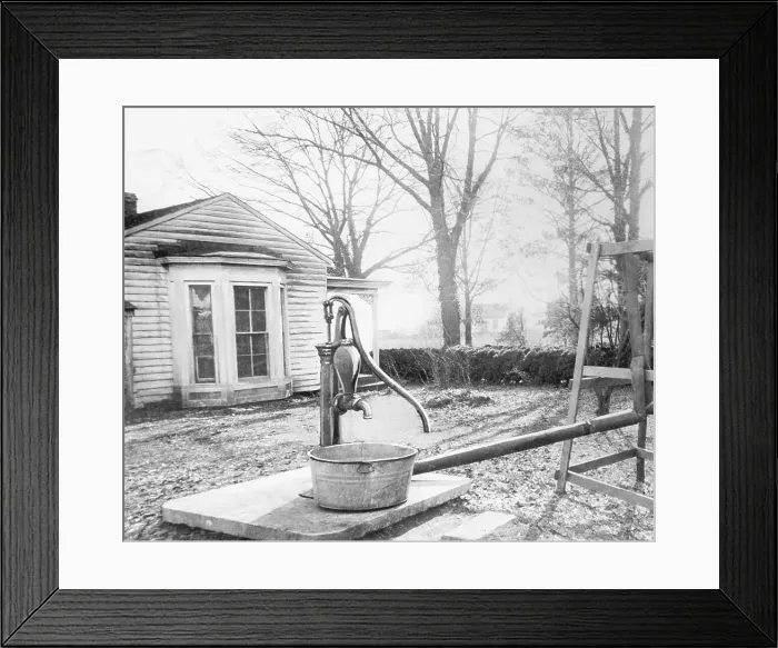 Framed Print : Water Pump at Helen Keller's Birthplace Framed Print : Water Pump at Helen Keller's Birthplace