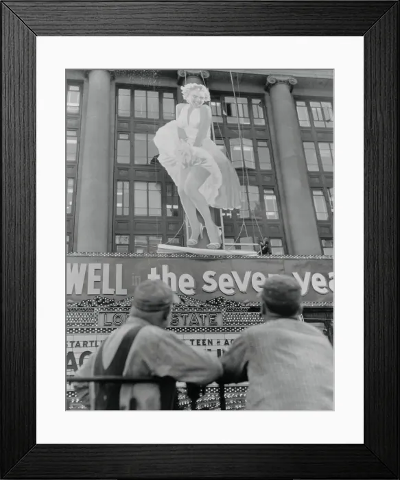 Framed Print : Marilyn Monroe Poster Installed Framed Print : Marilyn Monroe Poster Installed