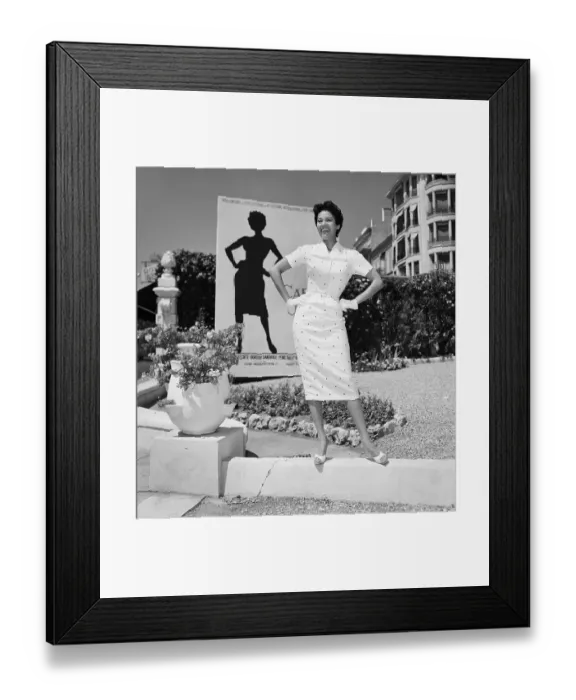 Framed Print : Dorothy Dandridge in Pose by Billboard Framed Print : Dorothy Dandridge in Pose by Billboard