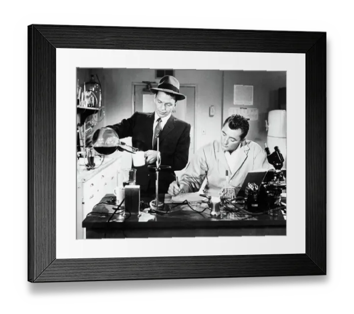 Framed Print : Frank Sinatra and Robert Mitchum Framed Print : Frank Sinatra and Robert Mitchum