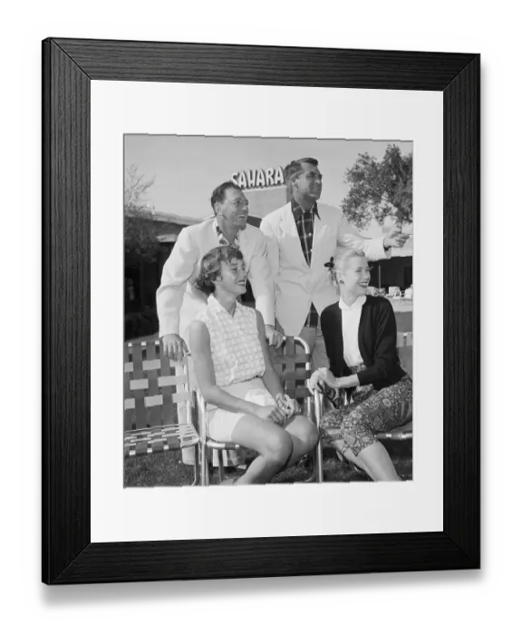 Framed Print : Grace Kelly With Co-Star Cary Grant Framed Print : Grace Kelly With Co-Star Cary Grant