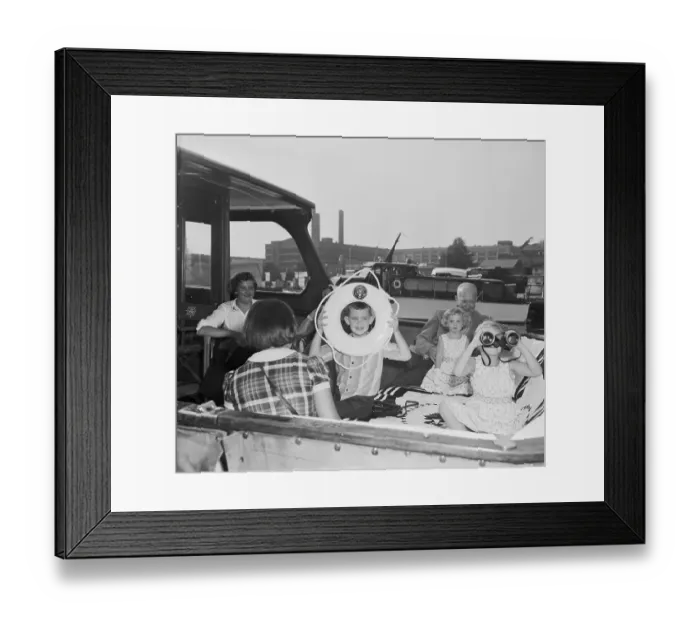 Framed Print : Dwight D. Eisenhower with Grandchildren