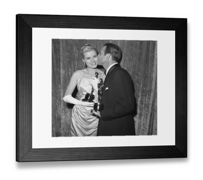 Framed Print : Marlon Brando Kissing Grace Kelly Framed Print : Marlon Brando Kissing Grace Kelly