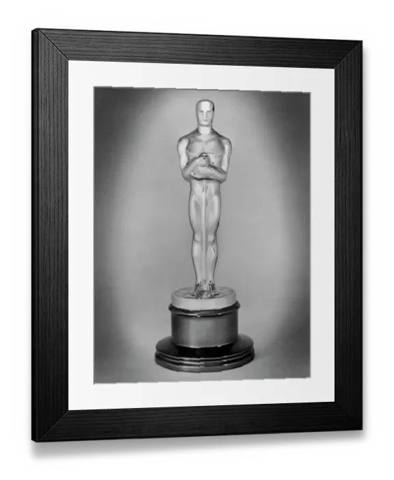 Framed Print : Academy of Motion Picture Arts and Sciences Oscar Statuette Framed Print : Academy of Motion Picture Arts and Sciences Oscar Statuette