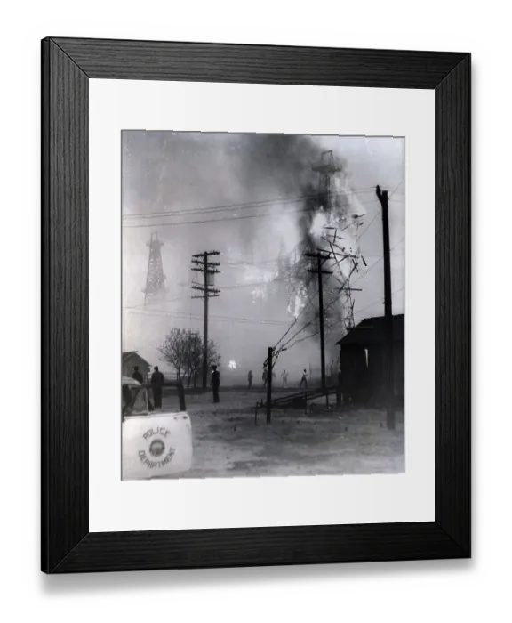 Framed Print : Oil Derrick Shown on Fire Framed Print : Oil Derrick Shown on Fire