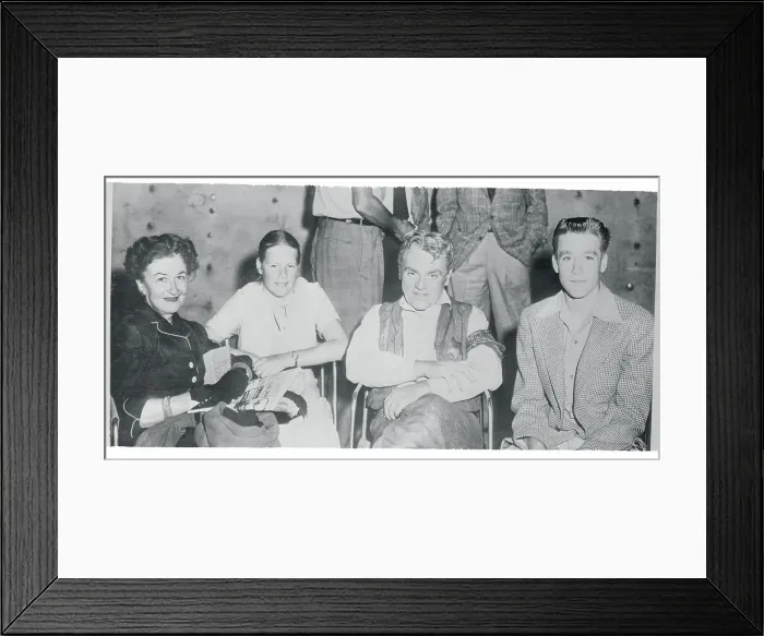 Framed Print : James Cagney with His Family Framed Print : James Cagney with His Family